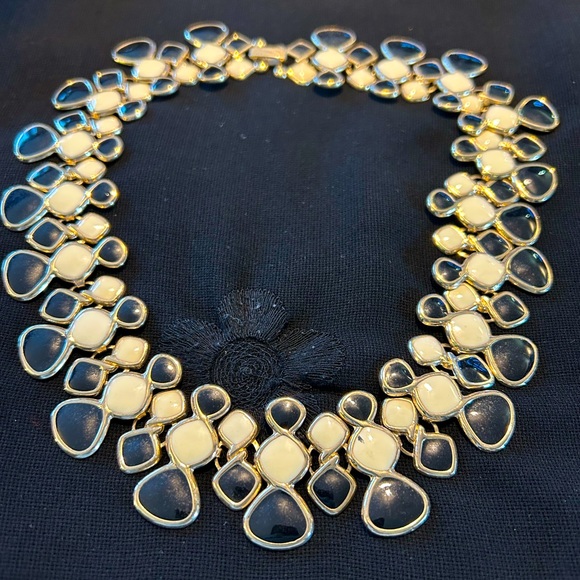 VTG Gorgeous Cream and Black Enamel Bib Statement piece. Unbranded. - Picture 1 of 7